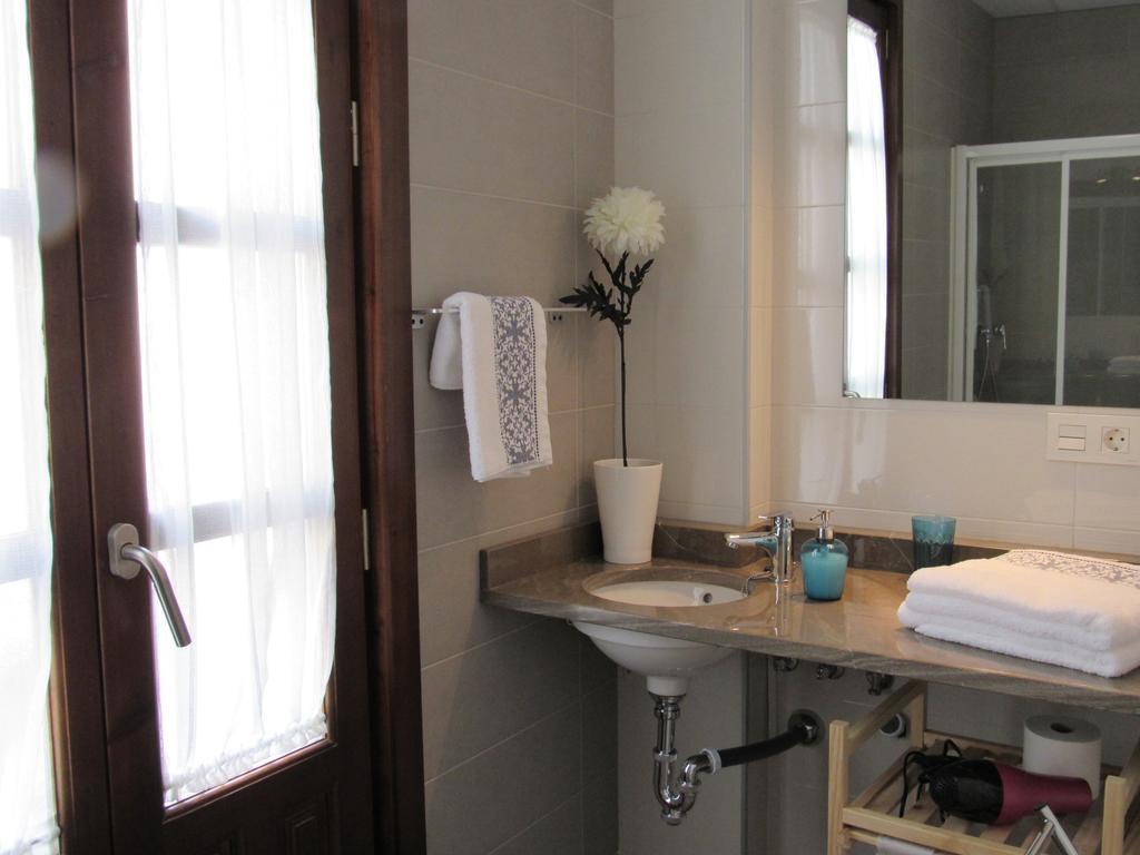 Apartamentos Iliberis Grenada Pokój zdjęcie
